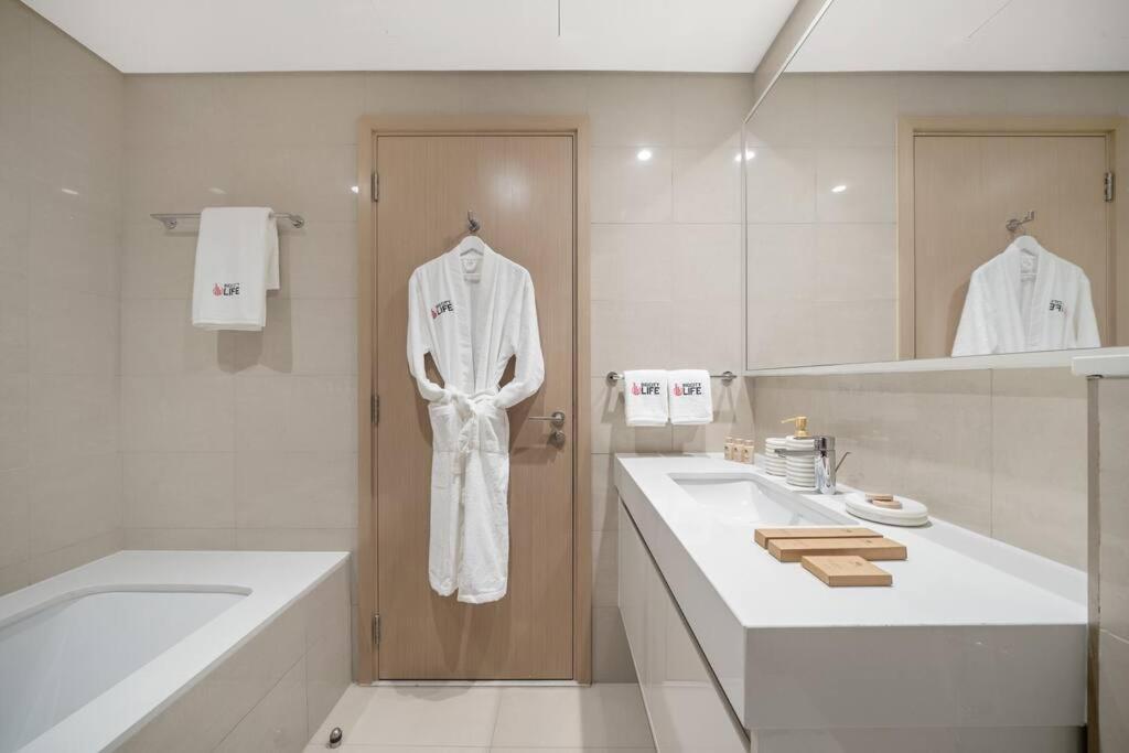 *views Of Burj Khalifa Fountain* Appartement